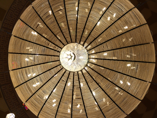 The chandelier at Bahrain's Grand Mosque